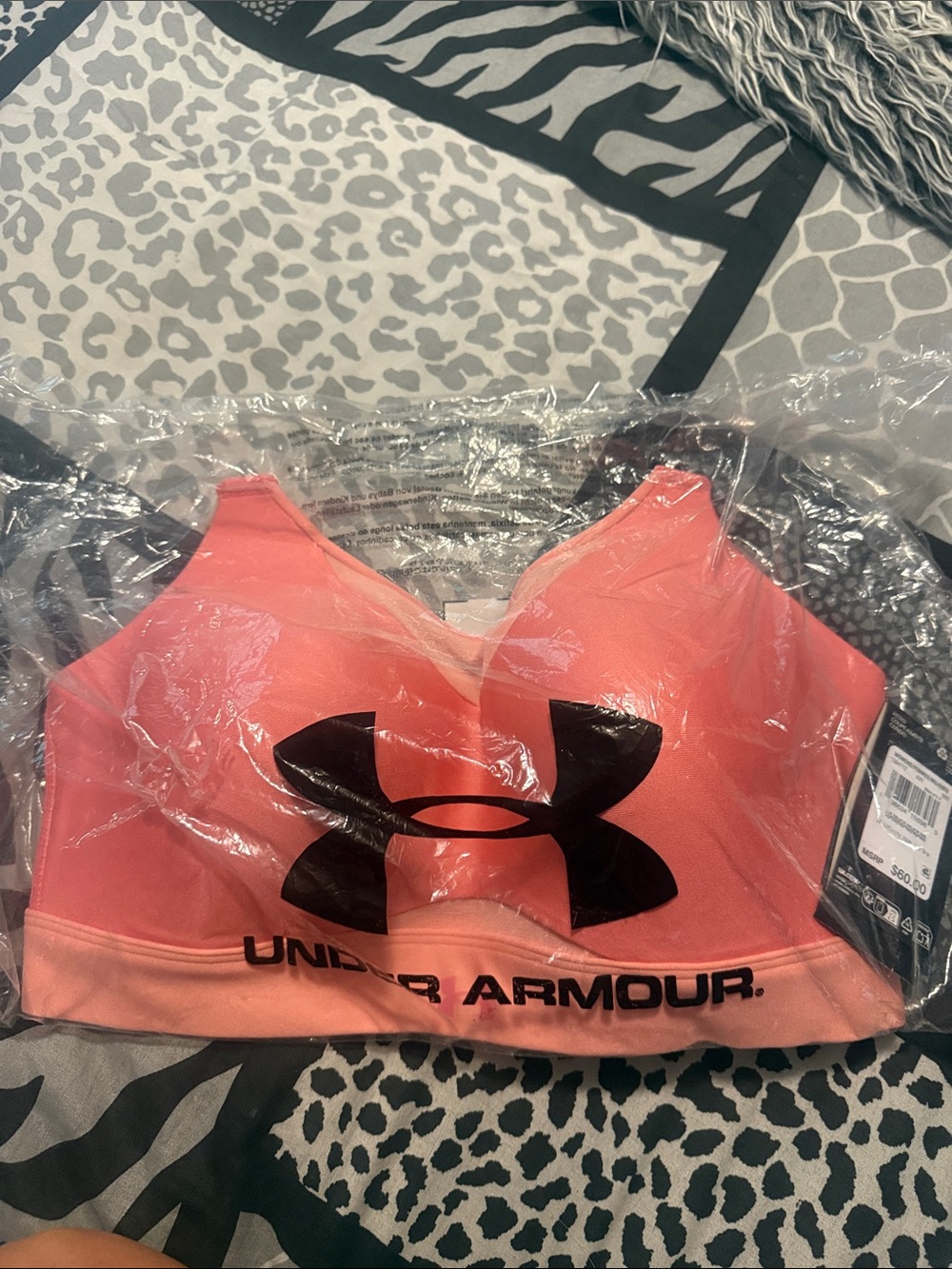New D/DD Under Armour Coral-Peach Padded Sports Bra